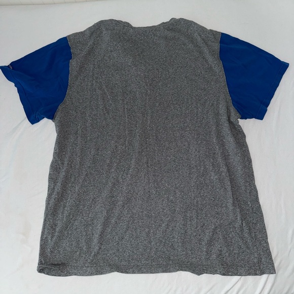 Cooperstown Collection Chicago Cubs Shirt - Picture 6 of 6